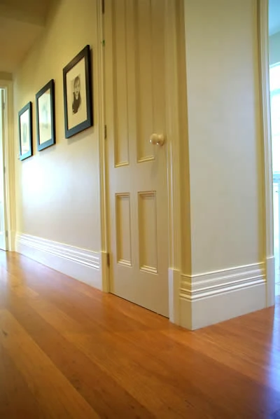 vwhite primed baseboard vwhite primed baseboard