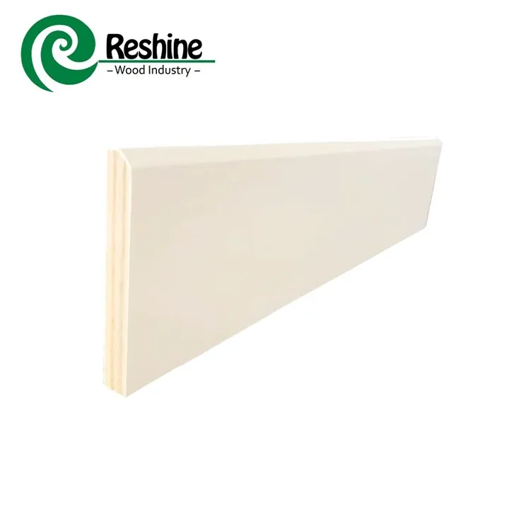 White Wood Baseboard Molding Skriting